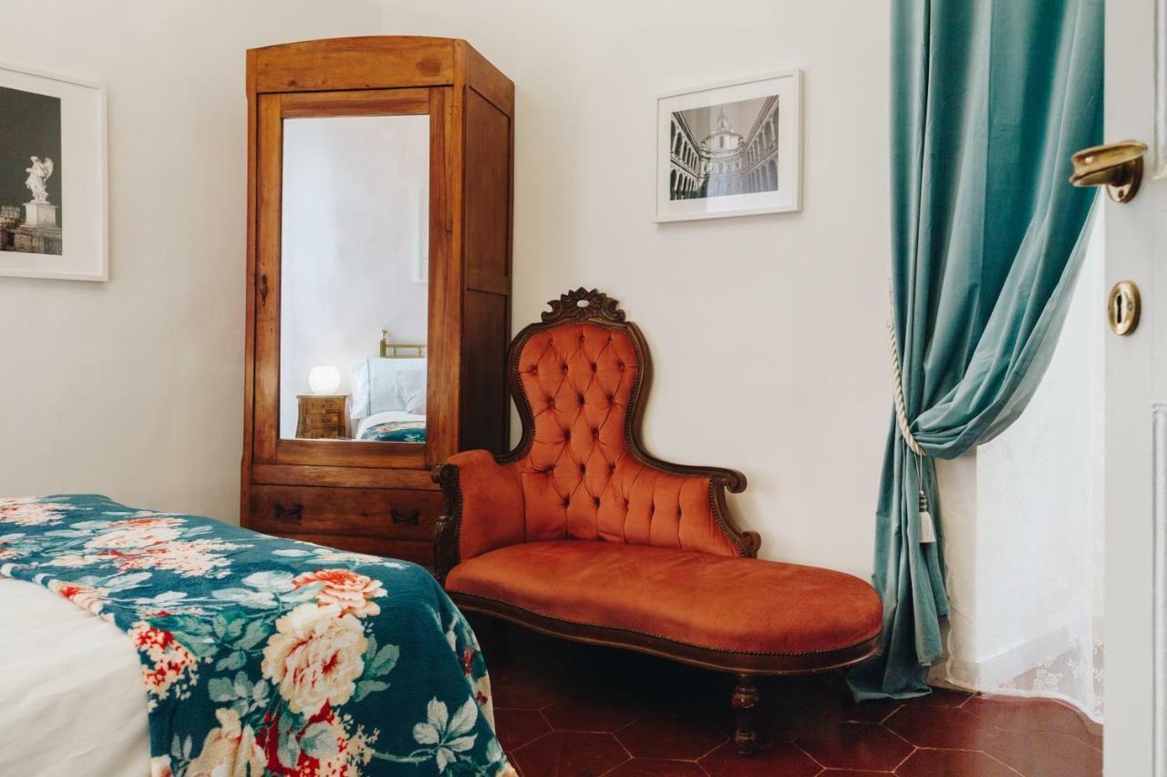 Apartment Rondanini Rome