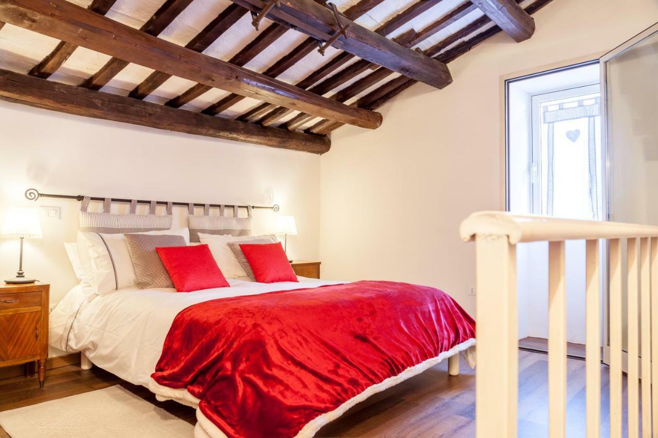 Rondanini Apartment Rome